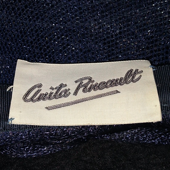 Vintage Navy Blue Pillbox Hat, Anita Pineault, Own a piece of Fashion Hi… - Picture 4 of 9